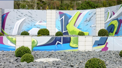 "skyper im Garten" Fassadengestaltung Sttzwand