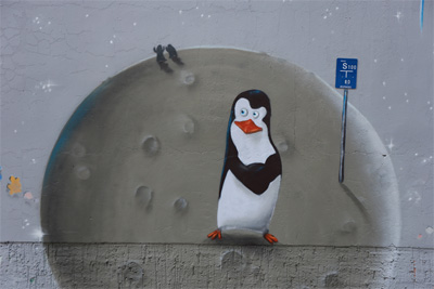 "Pinguin X-treme" Rothenbachschule Sömmerda "Pinguin X-treme" Fassadengestaltung (Teil 01)