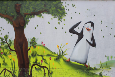 "Pinguin X-treme" Rothenbachschule Sömmerda "Pinguin X-treme" Fassadengestaltung (Teil 03)